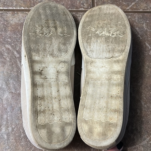 Nature Breeze brand gold sneakers size 11 - Picture 5 of 8